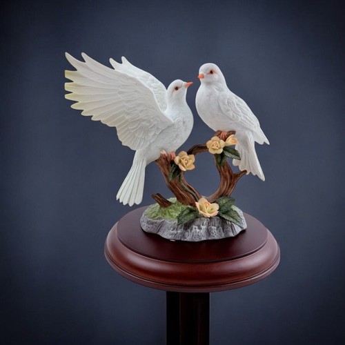 Lenox Peaceful Devotion White Doves & Rose With Wooden Base New in styrofoam