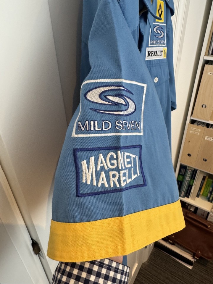 Dit vintage Renault F1-shirt uit de tijd dat Alonso