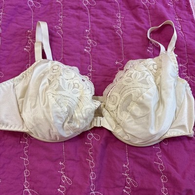 Vintage Vanity Fair Chantilly Lace vintage-style underwire bra #319