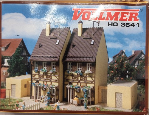 VOLLMER HO 3641 entramado de madera casa adosada con garajes nueva y en embalaje original | Zustand: Neu
