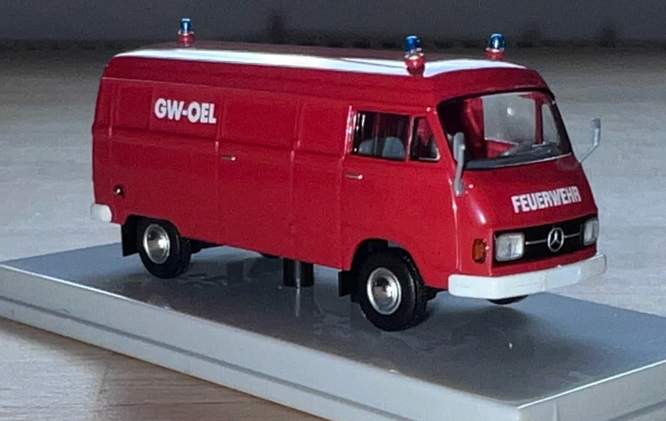 Brekina Starmada 13307 Feuerwehr MB L 206 D Kasten FW GW-Öl NEU & OVP