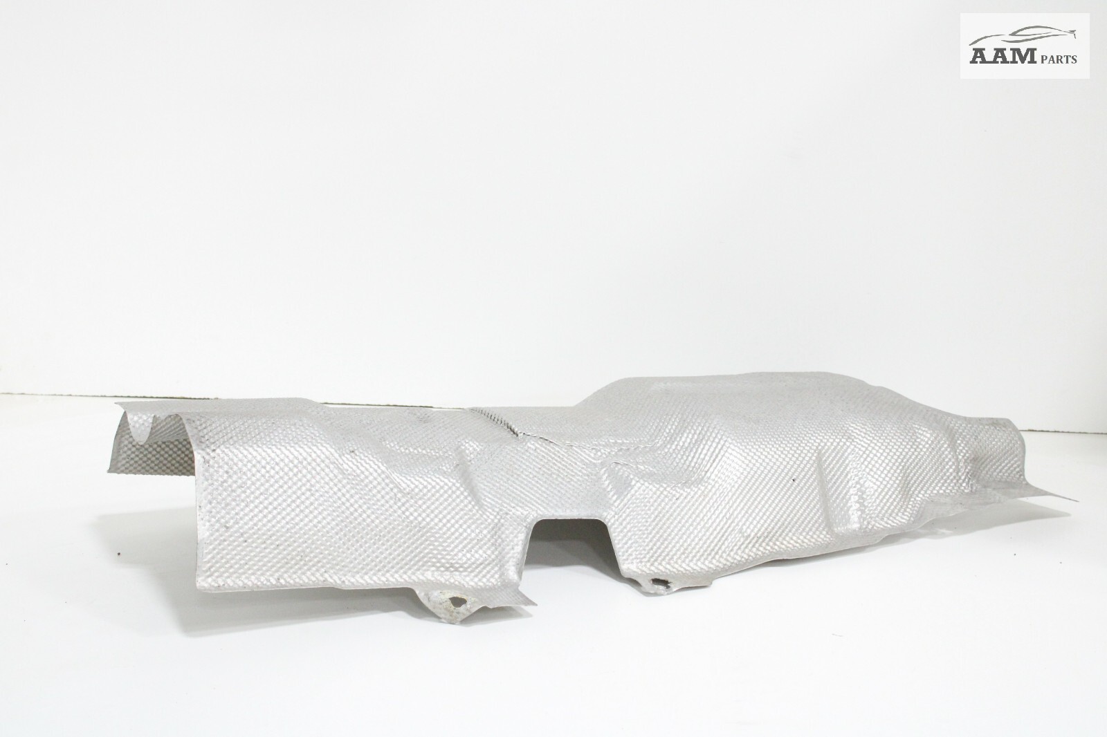 20172019 JAGUAR XE 2.0L UNDERBODY EXHAUST PIPE HEAT SHIELD GX73114B06
