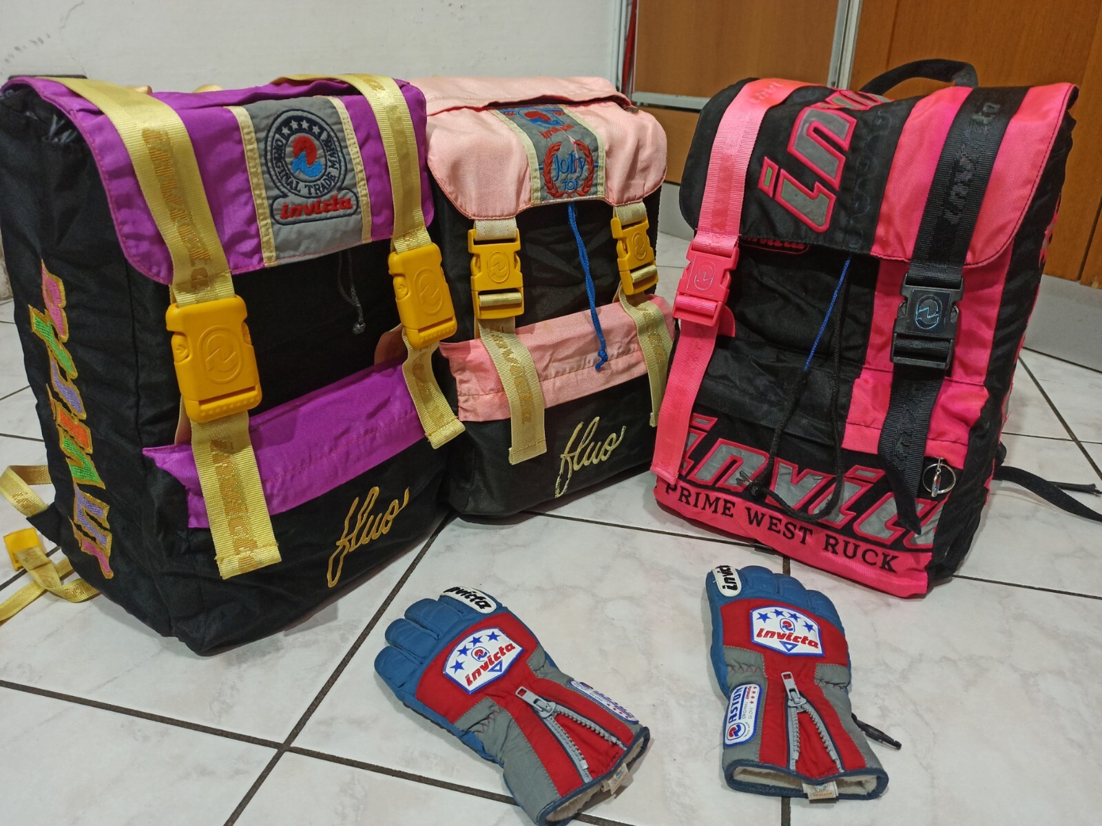 Invicta Three backpack multicolor USED vintage im… - image 3