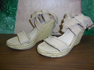 STEVE-MADDEN-034-Fraid-034-Taupe-Distressed-Fabric-Open-Toe-5-inch-Espadrilles-10-M