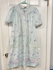 Barbizon Vintage Gown Butterfies Robe M