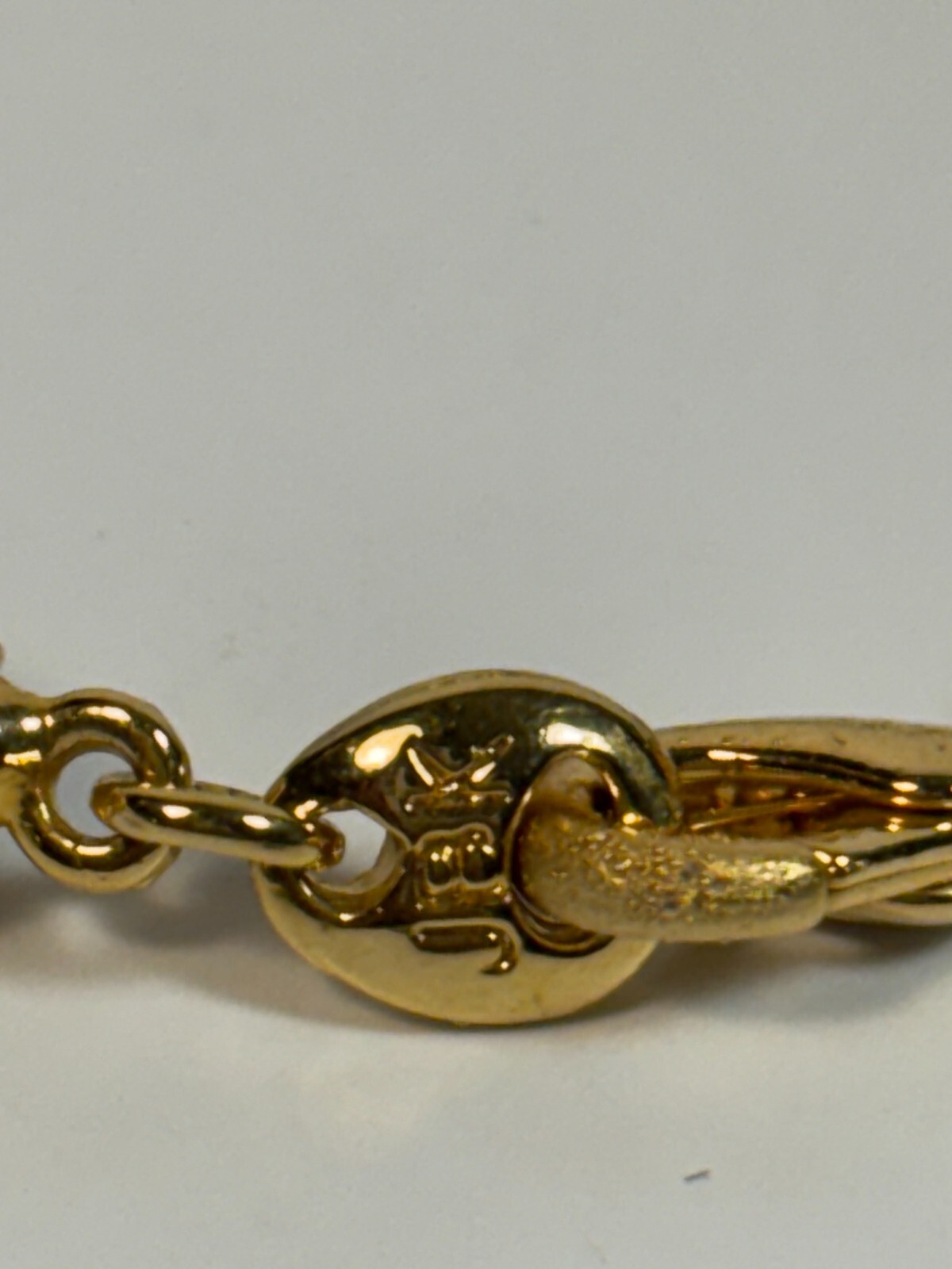 Vintage Bracelet  JBK Jackie Kennedy Collection in Gold Tone Signed 7 inch