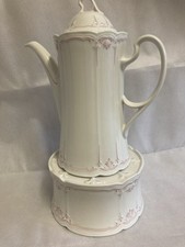 Kaffekanne, Stöfchen, Geschirrserie "Julia", rosa Ornamente, von Seltmann Weiden