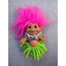 Russ Troll Doll Hula Dancer Hawaiian Luau Pink Hair Grass Skirt