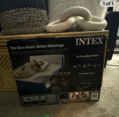 Intex Dura-Beam Advantage Queen Air Bed w/ Built-In Pump, Gray Raised 16in