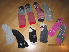 kleines Sockenpaket für Mädchen Gr. 35-38 - 3 Rutschesocken und 6 normale