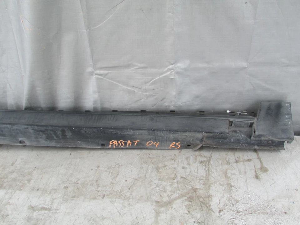 VW PASSAT B5 1998-2005 FALDÓN LATERAL DERECHO MOLDURA BASCULANTE INFERIOR 3B0 853 856 D OEM Foto 3 de 4