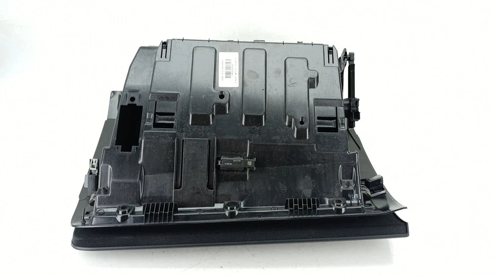 P31457499 SCATOLA DI GUANTI / 211231 PER VOLVO V60 II 225 B4 MILD-HYBRID Foto 2 de 4