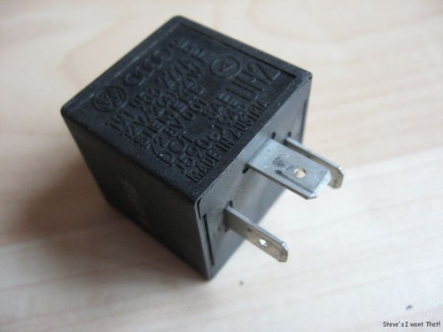 Audi Volkswagen VW Turn Signal Relay 191953227A 191 953 227A #21 #M157