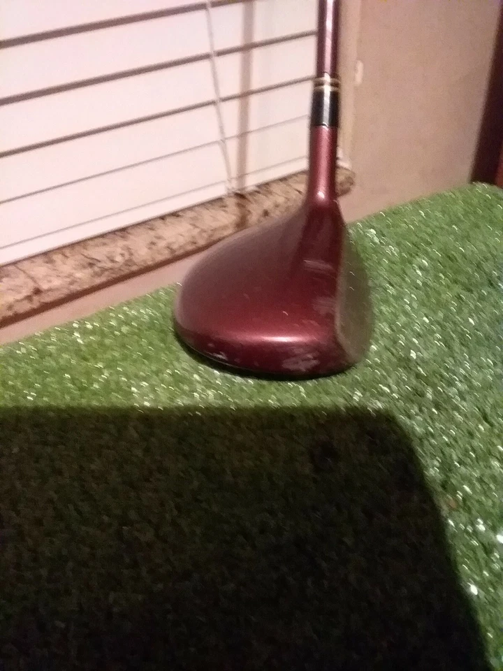 Square Two Lady Rave Oversize 29* 9 Wood  Graphite Shaft  - Image 4 of 4