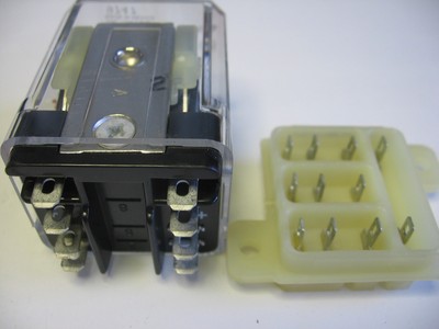 Ricambio Relè Bobina 110V DC Relè Potter & Brumfield KUEP-11D15-110: 8 Lame, Bobina 110 VDC, Con Base Saldatura, Per Applicazioni Elettriche Upower S1p