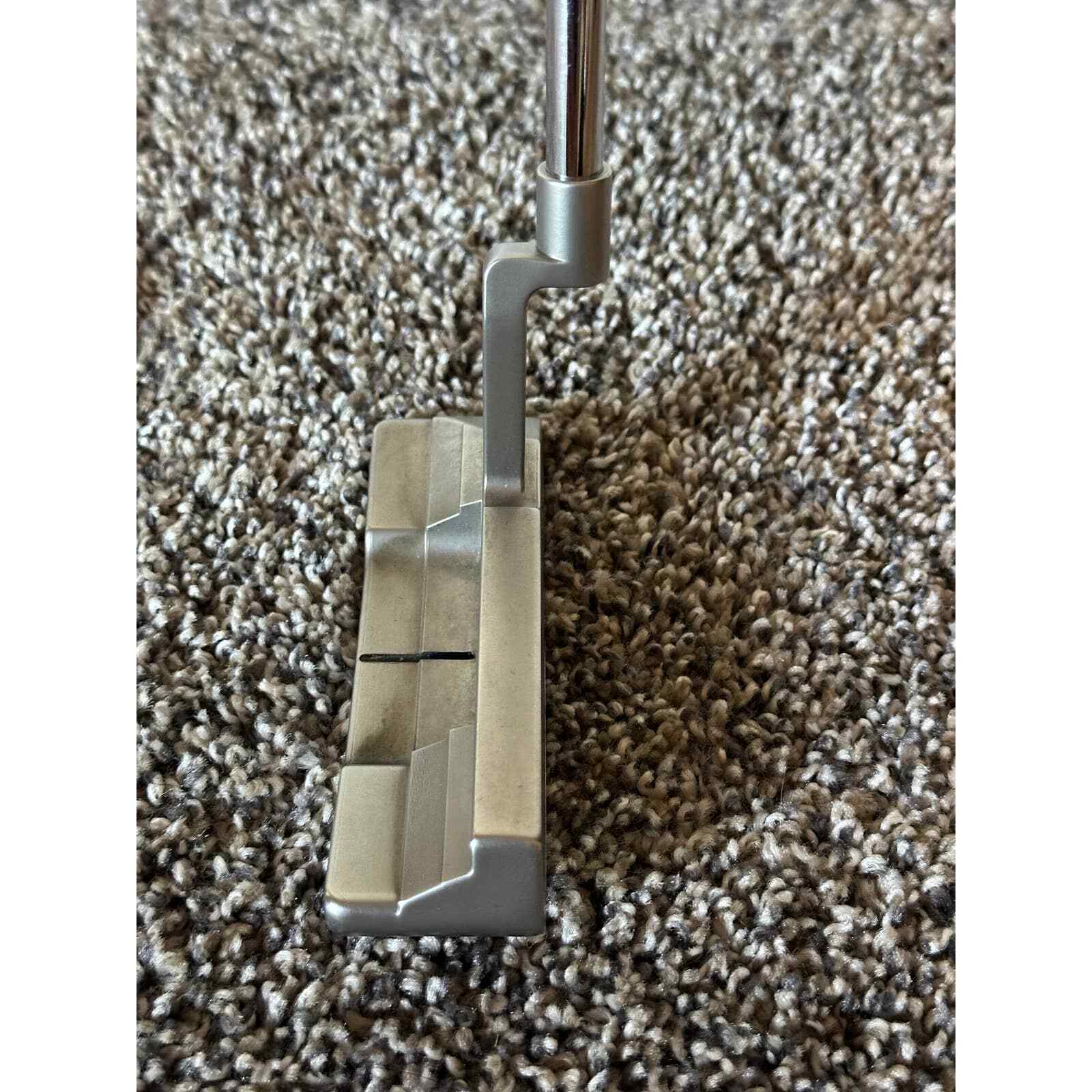 Kirkland Signature KS1 Truline Blade Putter w/ Headcover (Slight Bend