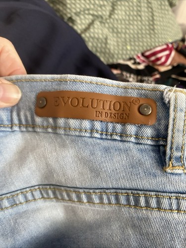 Evolution Cargo Denim 5 Pockets Light Wash Boys Size 16 jean Shorts Distressed - Bild 5 von 10