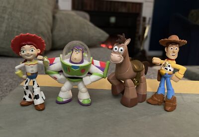 Disney/Pixar Toy Story 2.5” Figure Lot of 4 Woody Bullseye Buzz