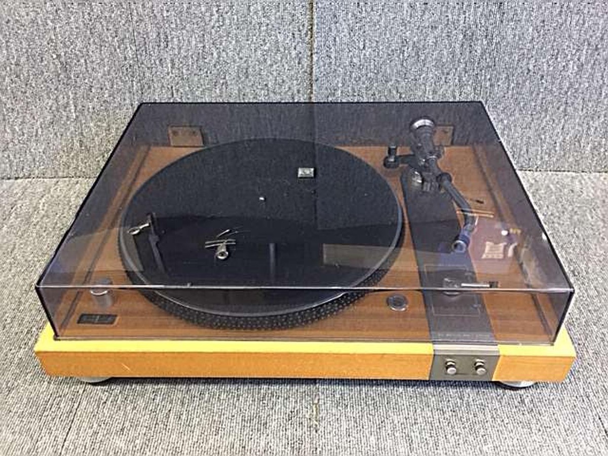 MICRO RECORD PLAYER SOLID-5 IN WORKING CONDITION FROM JAPAN