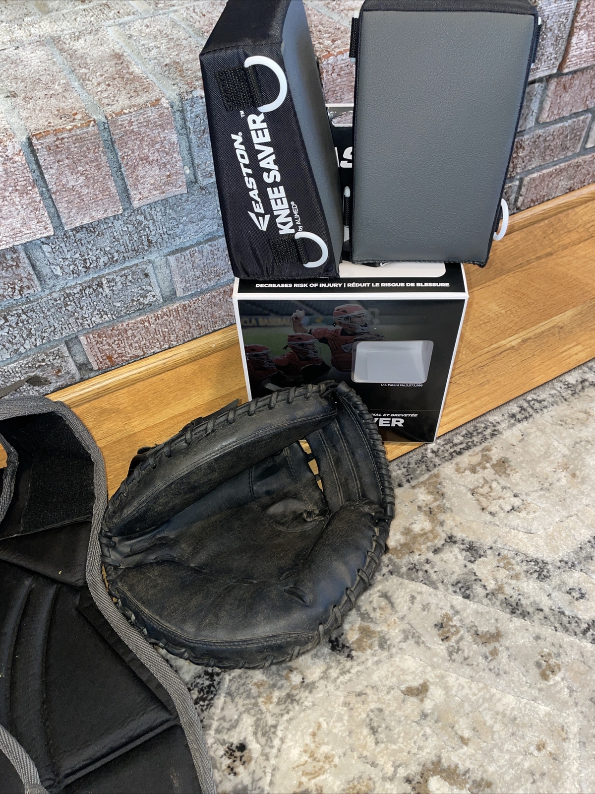 Youth Catchers Gear Marucci Chest Protector, Mitt, Knee Savers (new) eBay