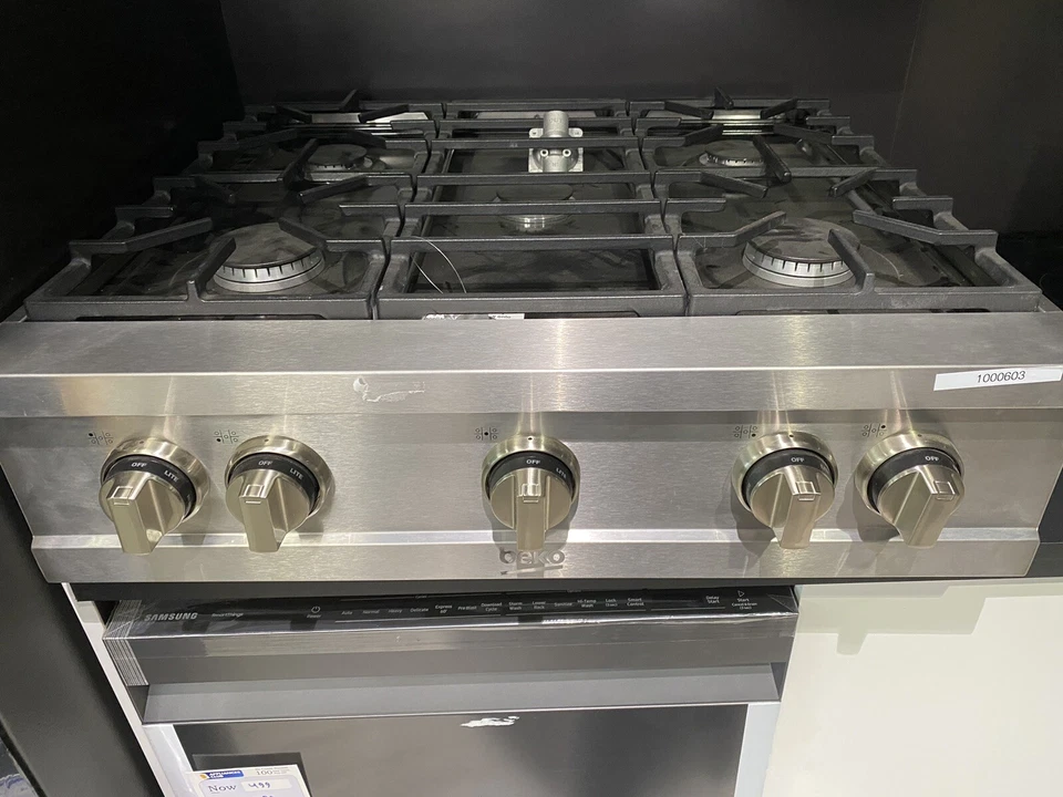 Cocina de gas incorporada de acero inoxidable Beko de 30" modelo #: PRGRT30500SS Foto 3 de 3