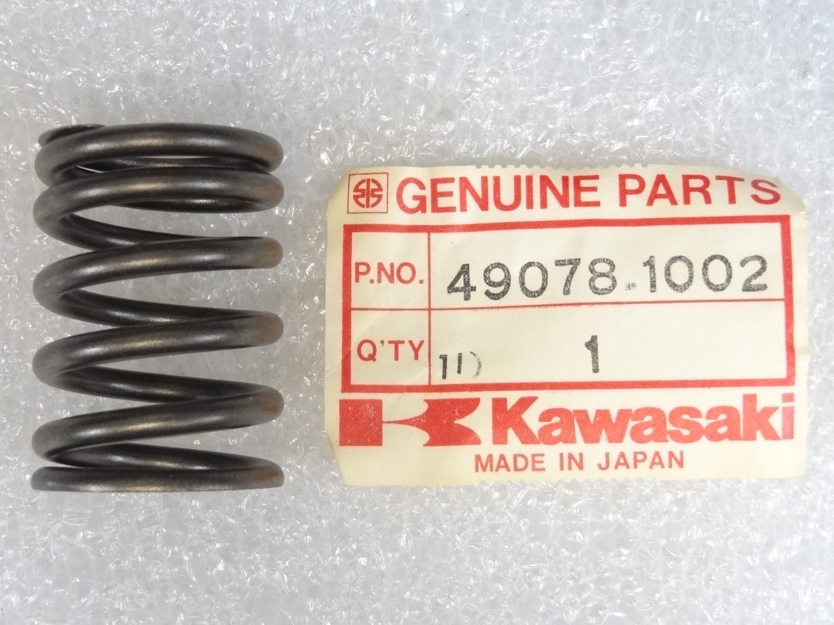 説明文 Kawasaki NOS NEW 49078-1002 Outer Valve Spring KL KZ ZN ZR