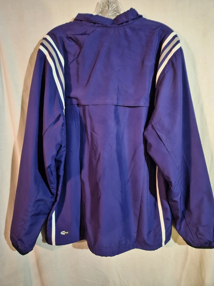 Chaqueta deportiva Adidas Climaproof 2004 vintage en púrpura y blanco talla mediana Foto 2 de 4