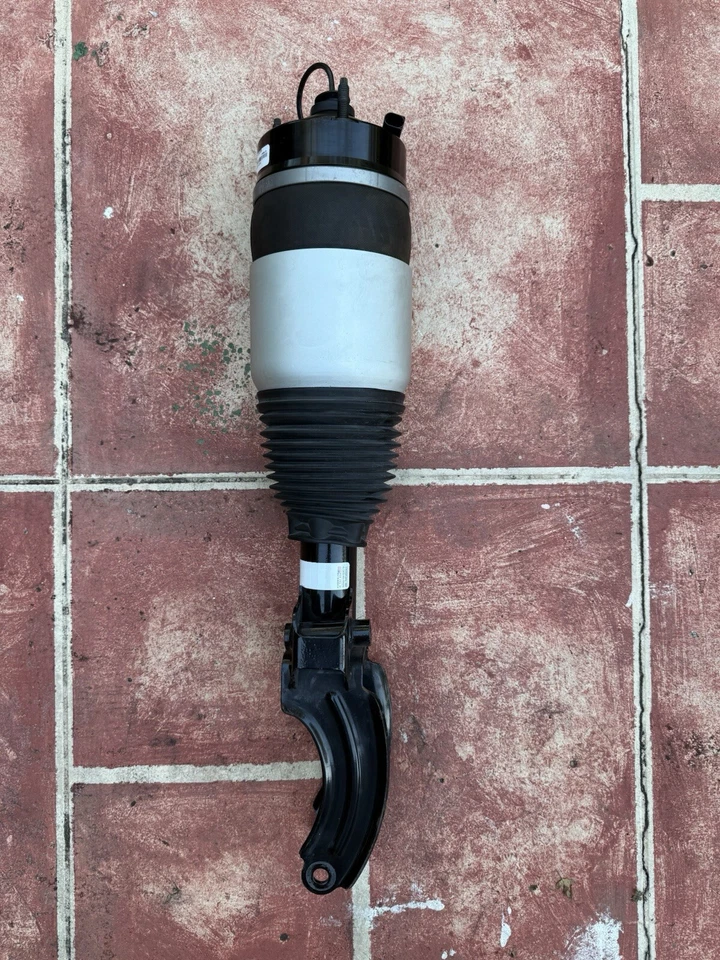 Amortiguador de puntal suspensión neumática delantera derecha Porsche Cayenne 958 2011-2018 Foto 4 de 4