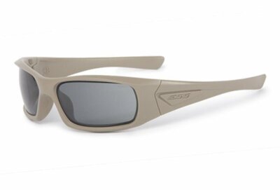 DESIGN - Lunettes de soleil rectangulaires avec verres fumés verts