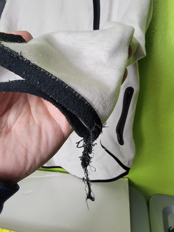 Nike Grey/Black Sportswear Tech Zip Hooded Fleece Performance Windrunner Large - Image 3 of 4