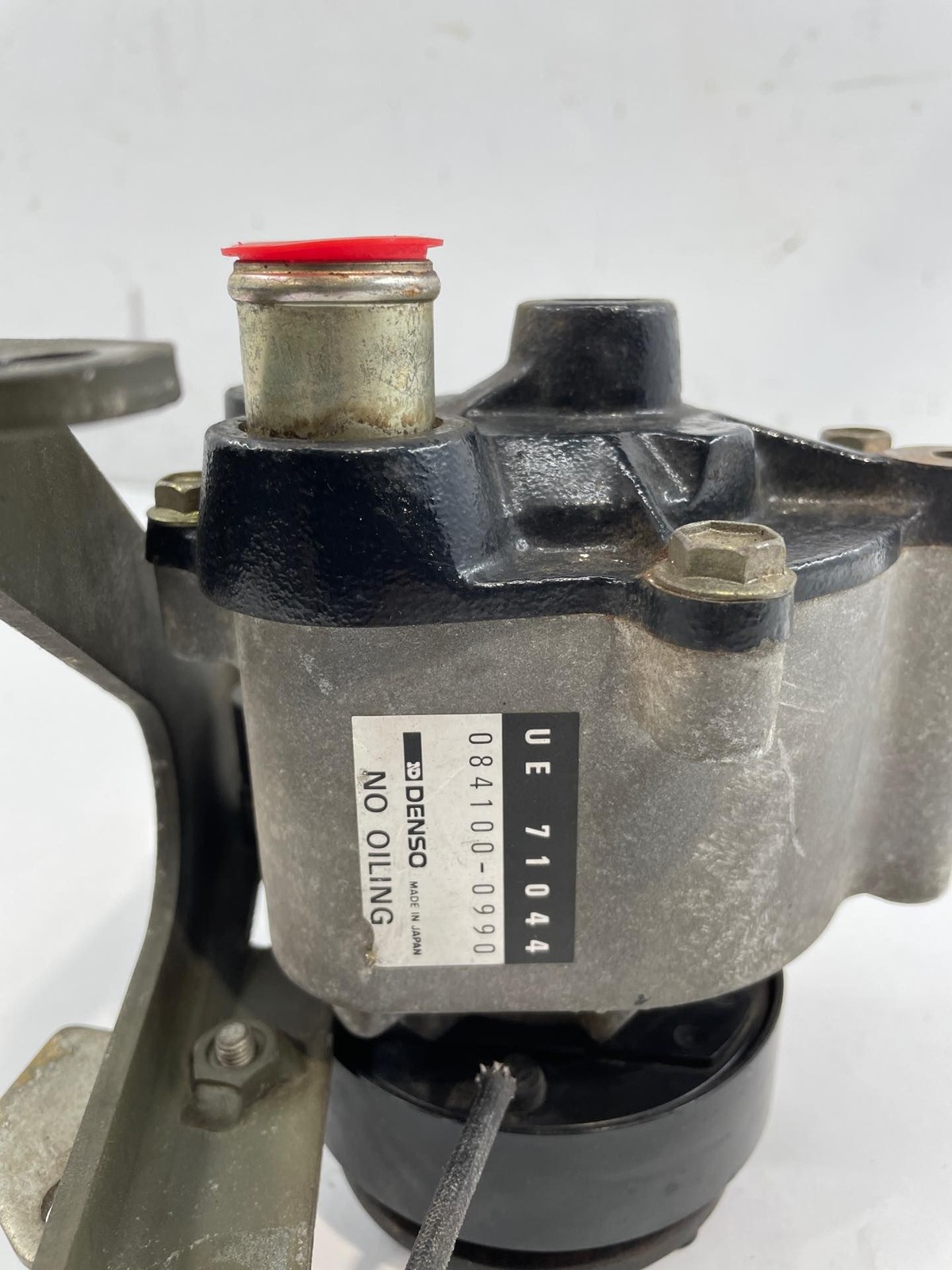 1995 Rolls Royce Silver Spur 6.8L Air Pump W/ Mount Bracket Pulley & Harness