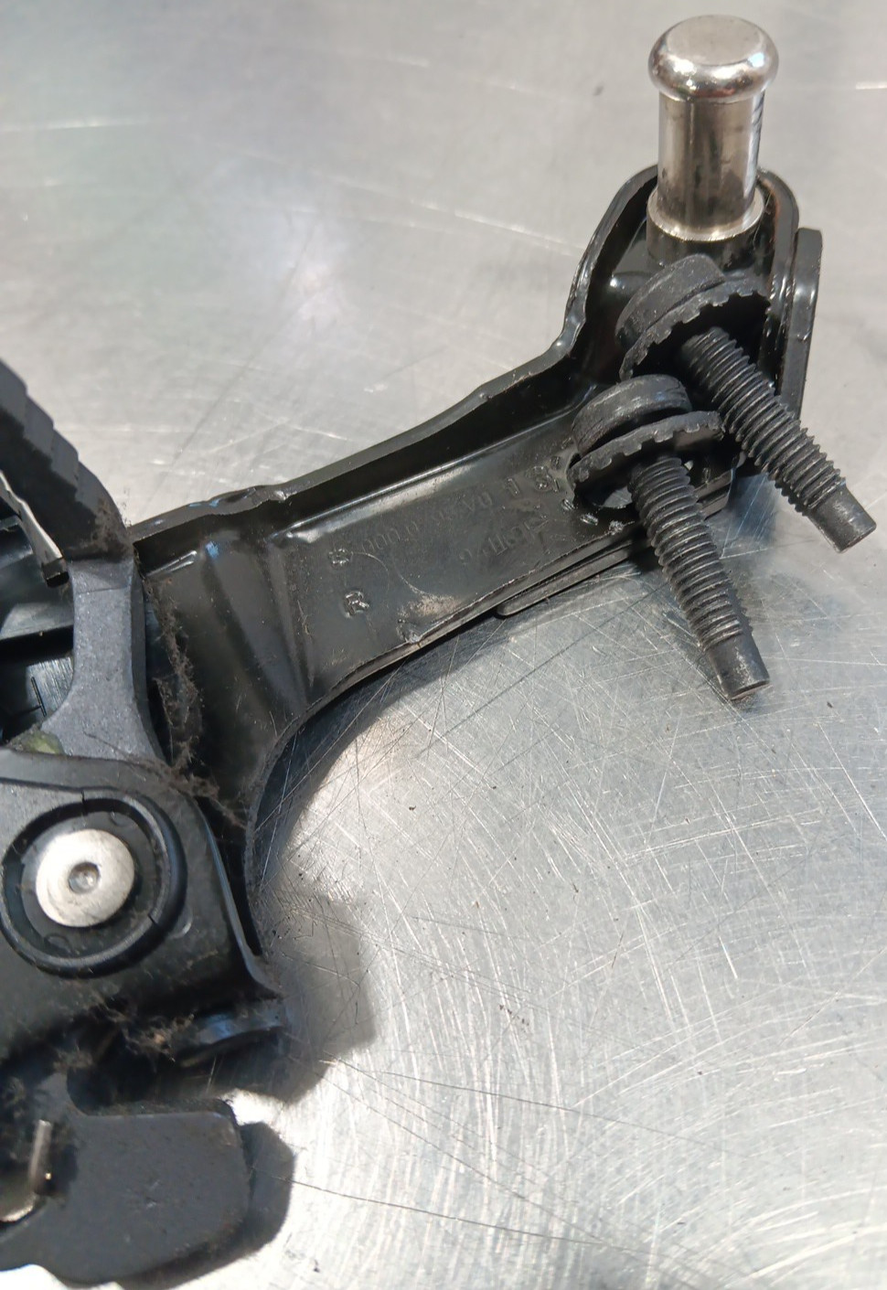 SMART FOR TWO 2009 BRABUS OE RIGHT HAND CONVERTIBLE TOP LATCH A4507760064001 4R