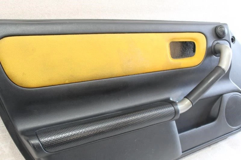 2000 2001 2002 2003 2004 2005 TOYOTA MR2 SPYDER DRIVER DOOR TRIM PANEL FA50 - Imagem 2 de 4