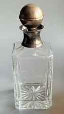 Vintage 9&raquo; Crystal Whiskey Decanter Silver Plated Collar Square Liquor Bottle