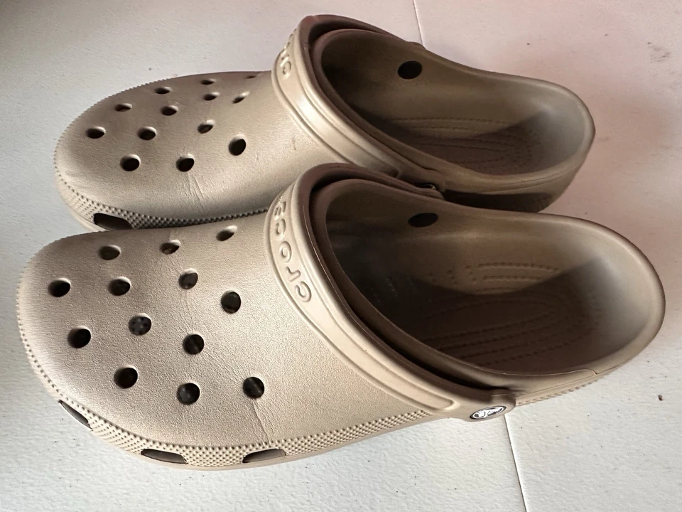 Crocs Classic Clogs Unisex  Beige Comfort Slip On Shoes Mens 14 Womens 16 - Image 2 of 4