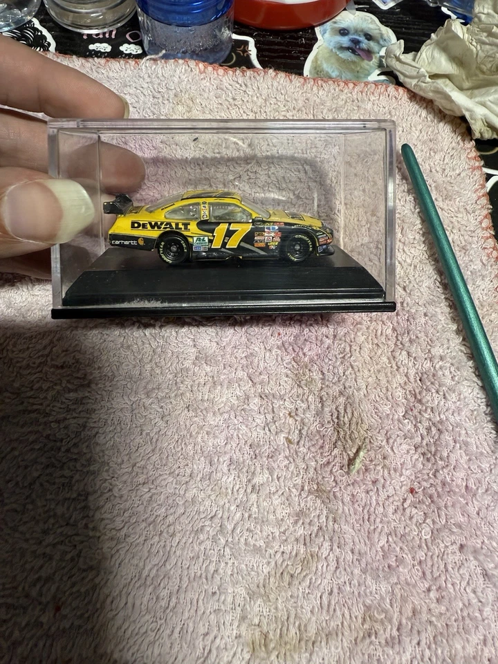 Nascar Winners Circle Matt Kenseth Dewalt #17 1:87 Foto 3 de 3