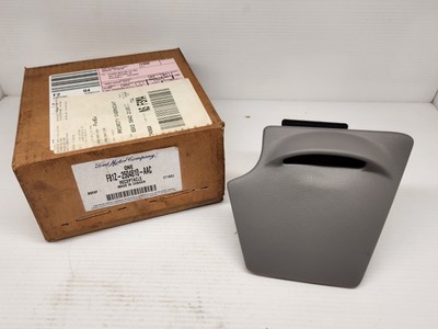 NOS OEM NEW 1999-2004 Ford F250 F350 Excursion Dash Ash tray Coin Holder GRAY 