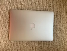 Apple A1502 MacBook Pro 8GB 2.7GHz Intel Core i5 Retina Display Notebook