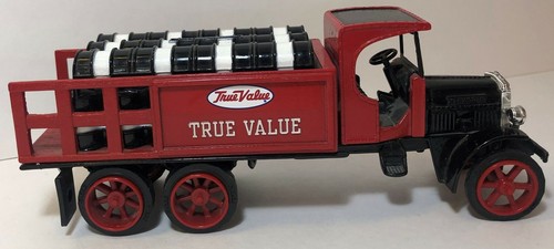 1925 KENWORTH STAKE TRUCK DIE-CAST METAL BANK TRUE VALUE HARDWARE #13 ERTL 1994 - Picture 4 of 6