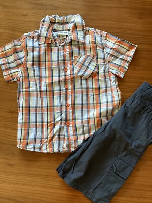  Set: Hemd & Shorts, Gr. 110/116 (5T) von Cherokee aus d. USA Jungs Zwillinge