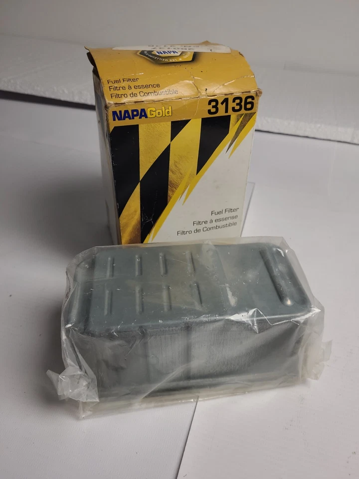 NOS NAPA OEM Gold Fuel Filter 87-91 GMC V1500 3136 - Image 2 of 3