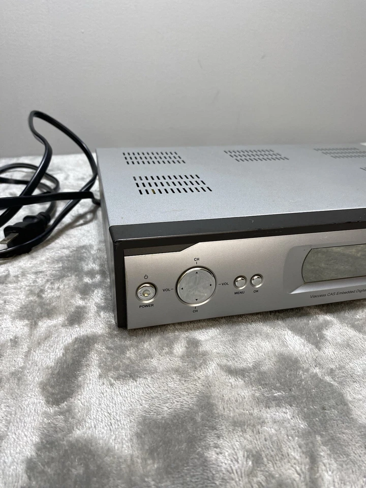 Receptor satélite digital VIACESS CAS Hecho en Corea ODS 4000VA SIN RMTE Foto 2 de 4