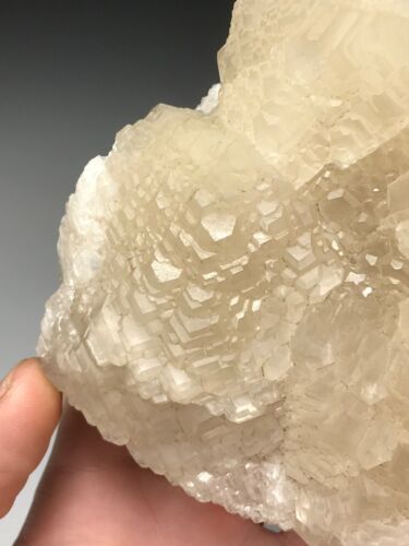 CRISTALLI ESTETICI DI CALCITE DALLA MINIERA DI TSUMEB, NAMIBIA - Foto 3 di 8