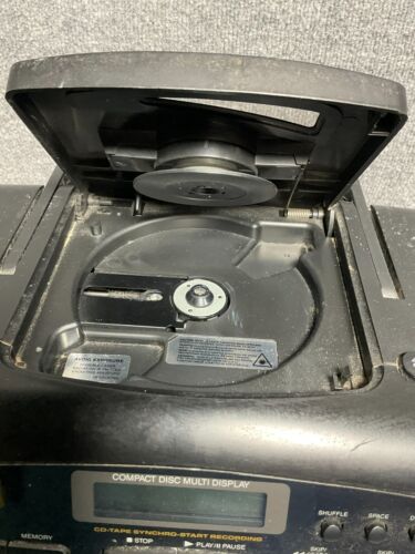 Daewoo ACD-4310 Portable CD Radio Cassette Recorder in Black – For Parts Only * - Picture 11 of 18
