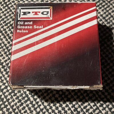 PTC Oil and Grease Seal PT710429 NIB Free And FAST SHIPPING   C/R 13757