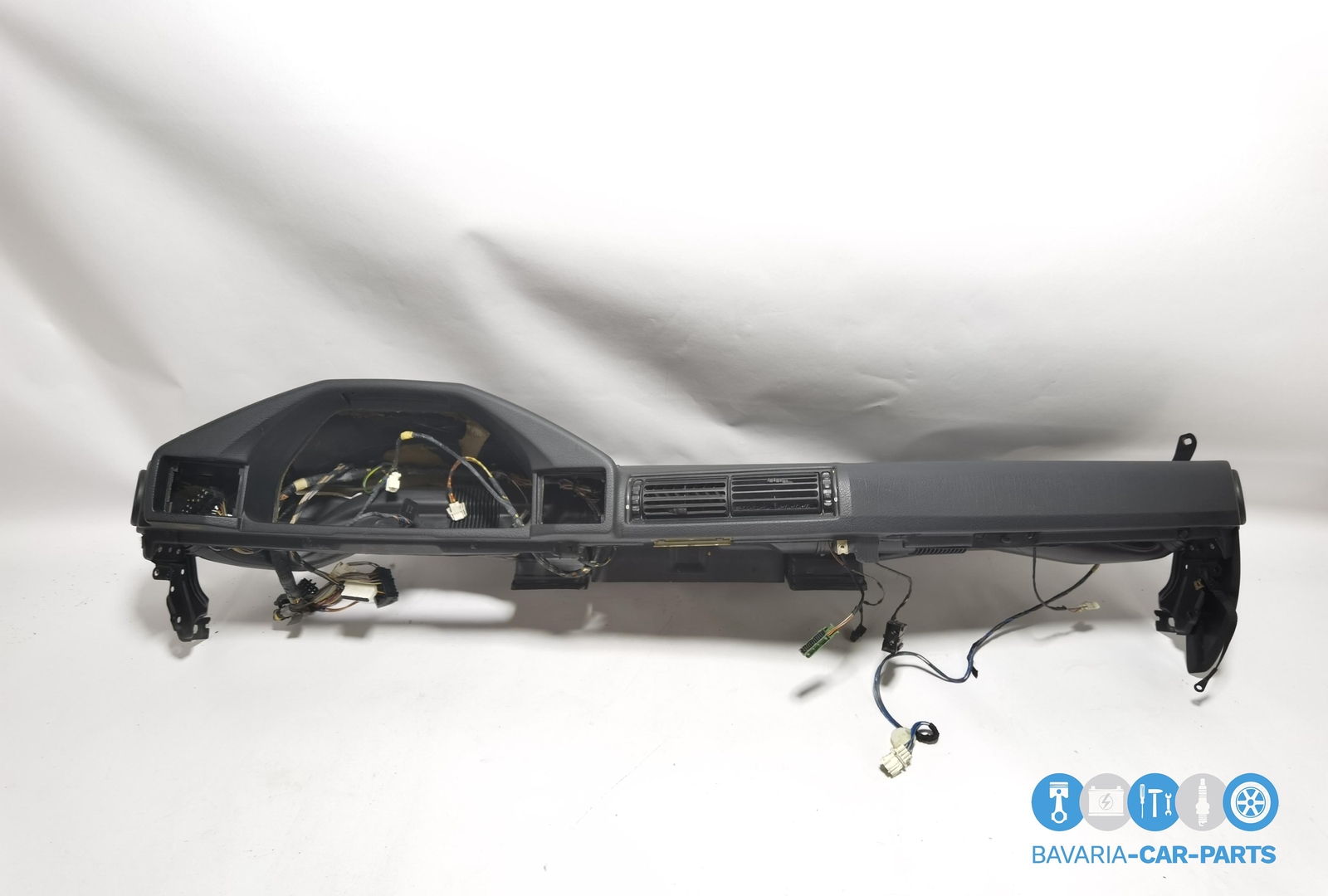 Original BMW  E34  Instrumententafel Armaturenbrett Schwarz komplett 1946992 ...