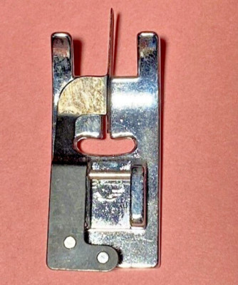 Good Housekeeper Sewing Machine Snap-On 1/4 Inch Stitch in the Ditch Edge