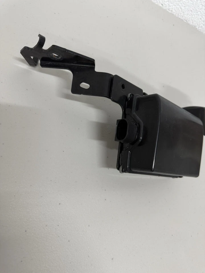 2014-2024 Infiniti Q50 Q60 Front Distance Radar Sensor OEM 28438 4GA3B - Image 2 of 4