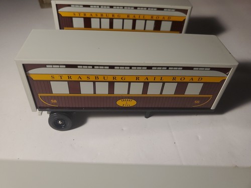 Strasburg Railroad Winross Tractor With Triple Trailers Truck Set - Picture 10 of 12