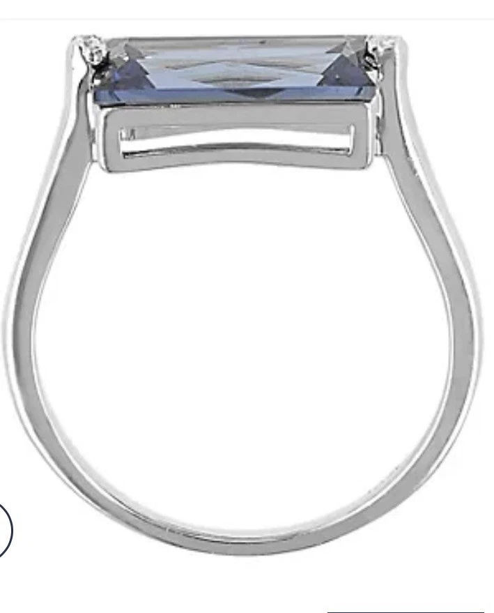 Anillo solitario Diamonique 3,80 cttw baguette, plata de ley talla 8 Foto 2 de 2